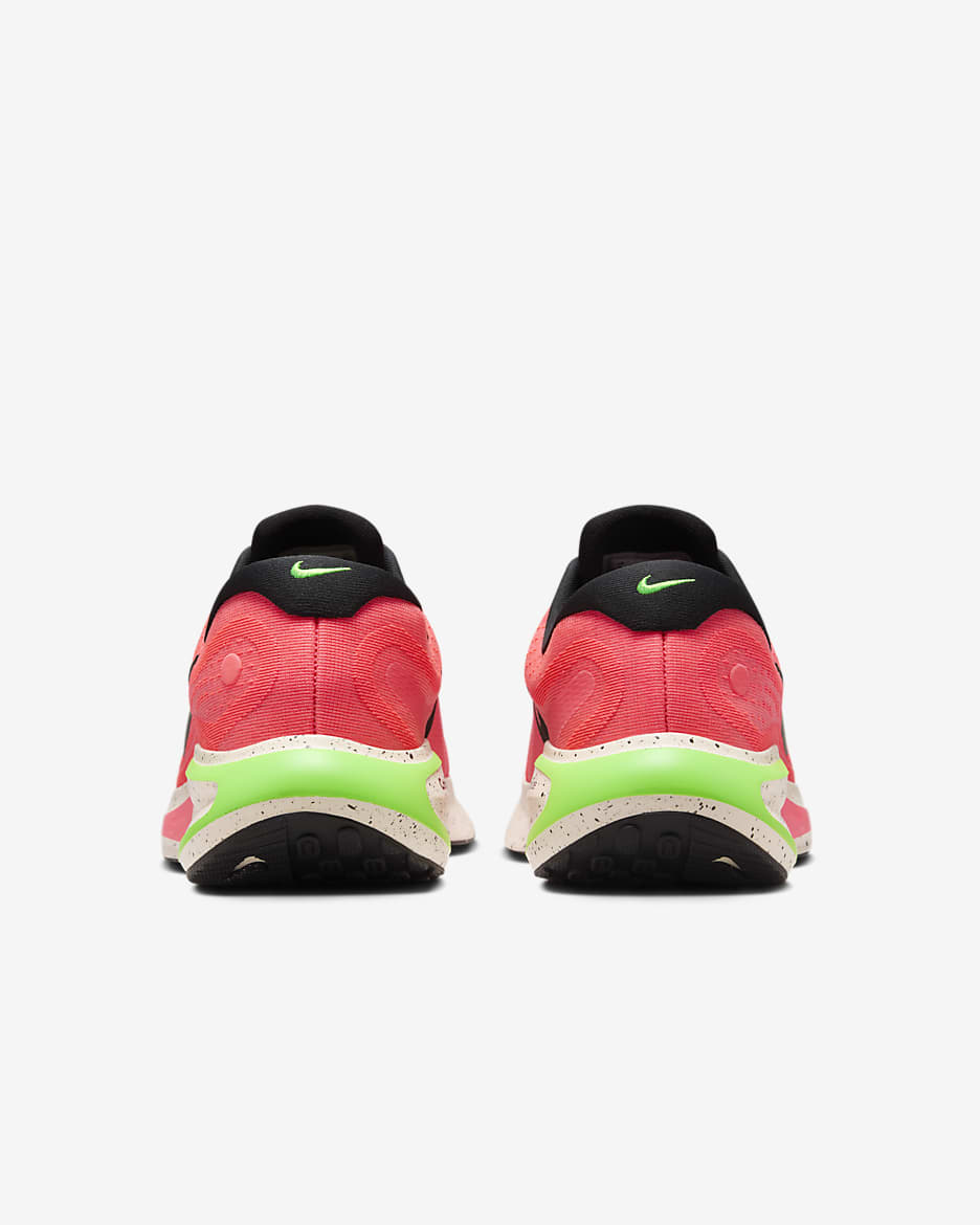 Women's nike zoom fashion strike running shoes